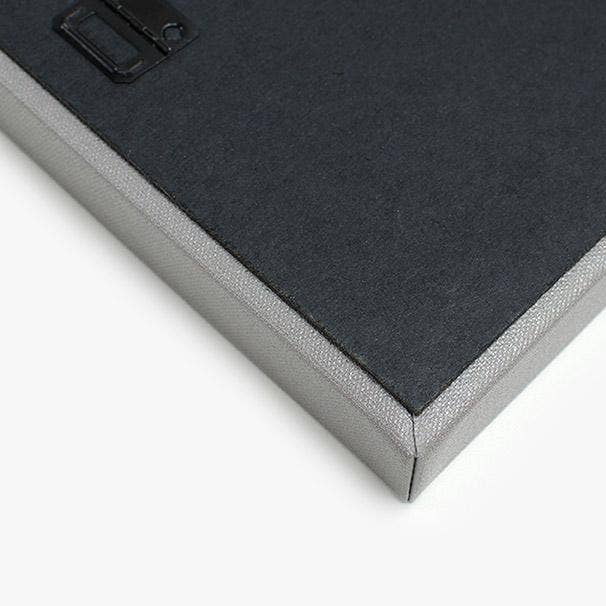 HYPED ART - Wholesale Art Print - KAWS "Paper Smile" Canvas2