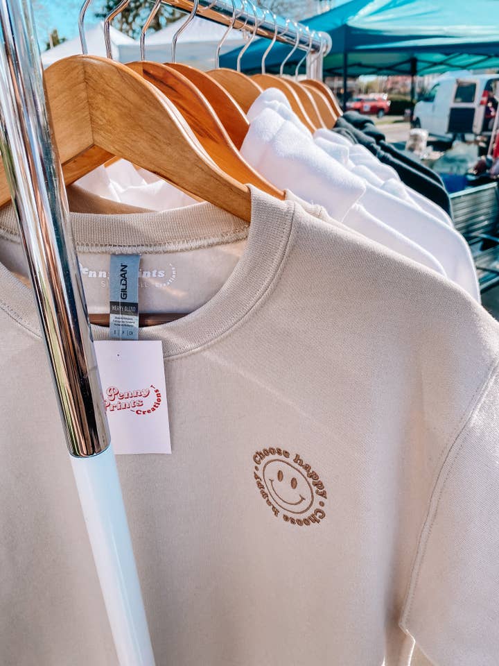 Penny & Co - Wholesale Sweatshirt - Women's - Choose Happy Crewneck4