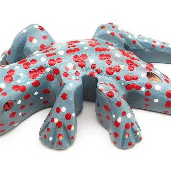 A Lost Art – wholesale Wood toy – Child – 6 Inch Tokay Gecko Sound4