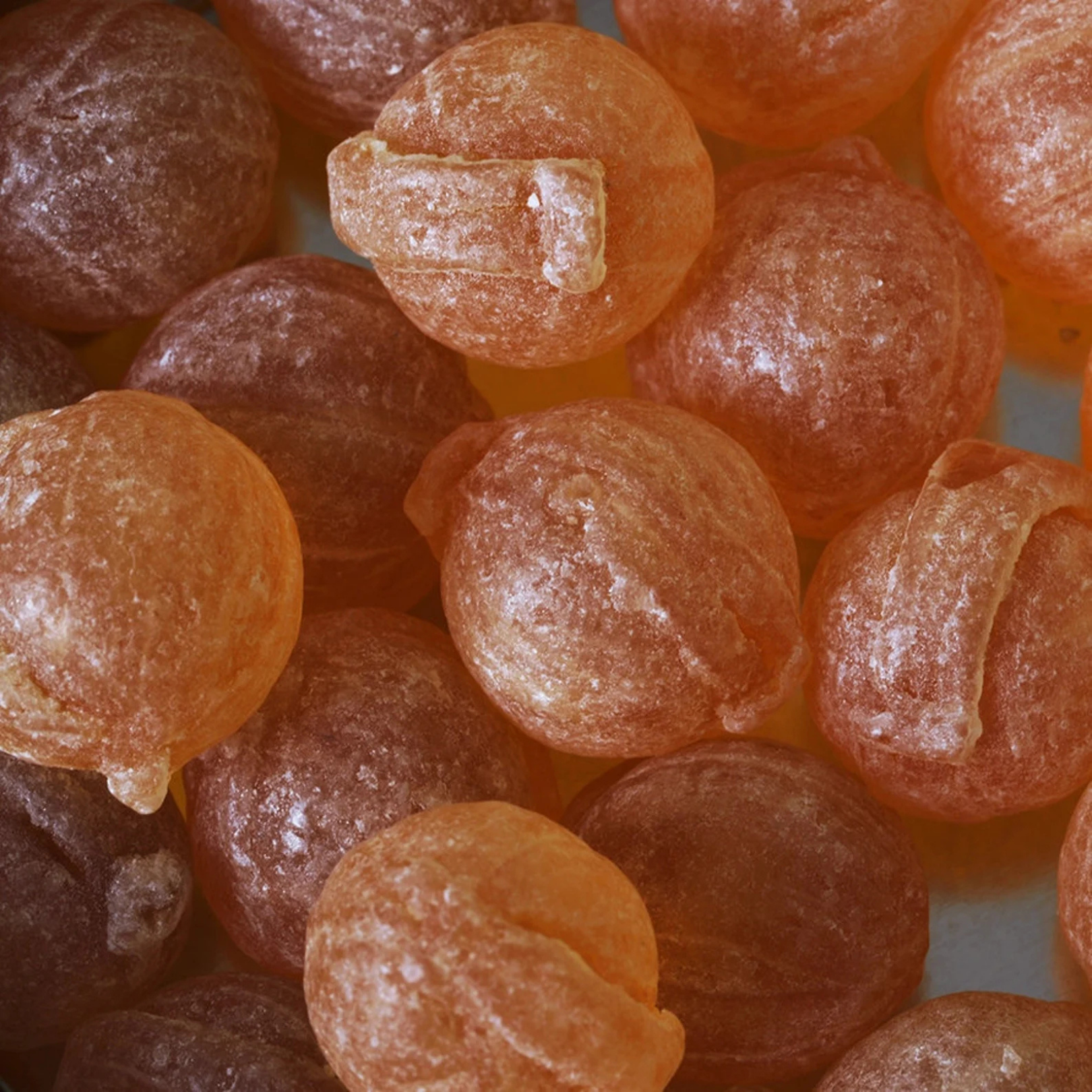 Bonbon USA France - Wholesale Hard Candy - Saint Ange Honey Ginger - French Gourmet Natural Candy Tin1