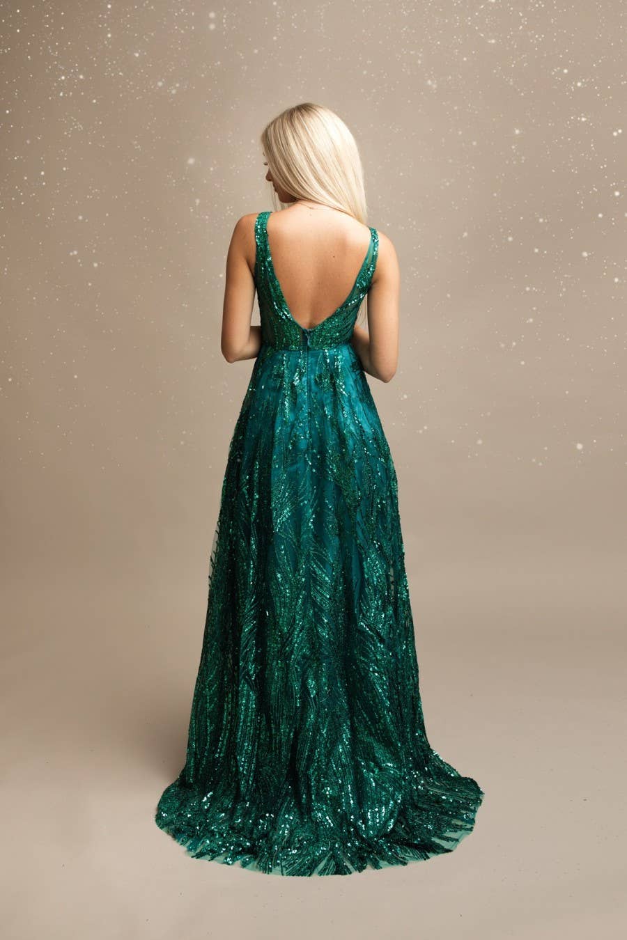 Eva & Lola - Epsilonn - Wholesale Formele jurk - Dames - HM2235 - Mouwloze maxi-jurk met pailletten1