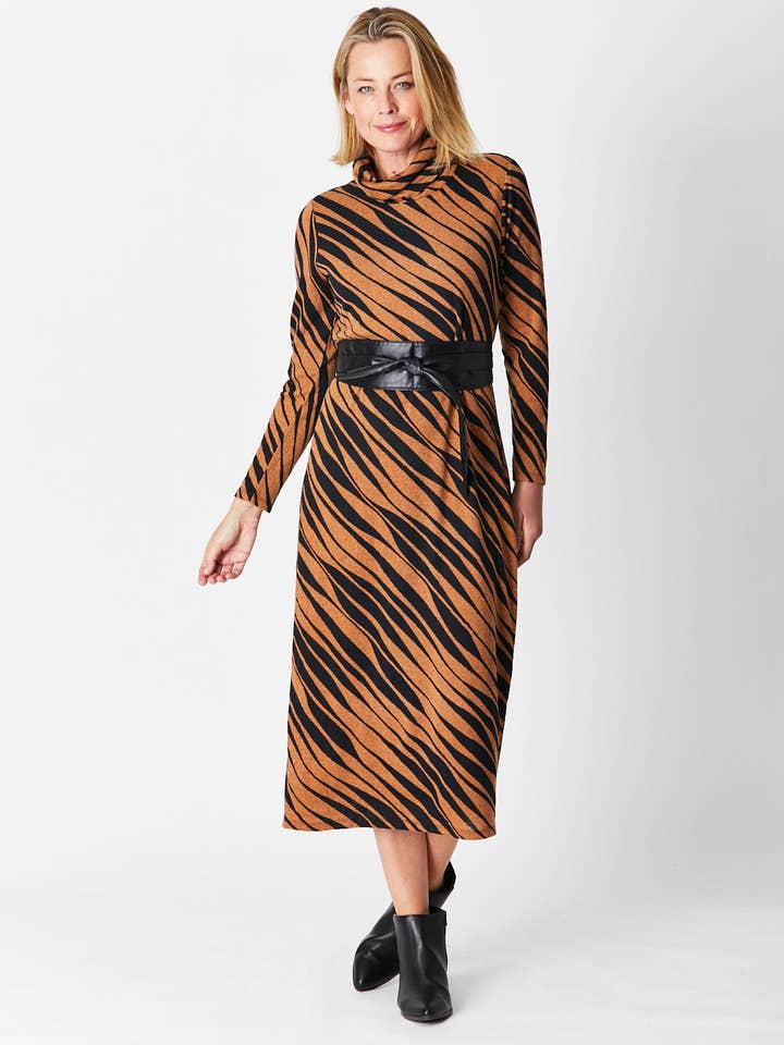 TOFFEE BLACK PRINT MAXI DRESS- TOFFEE/BLACK 29609 - SW for wholesale on Faire