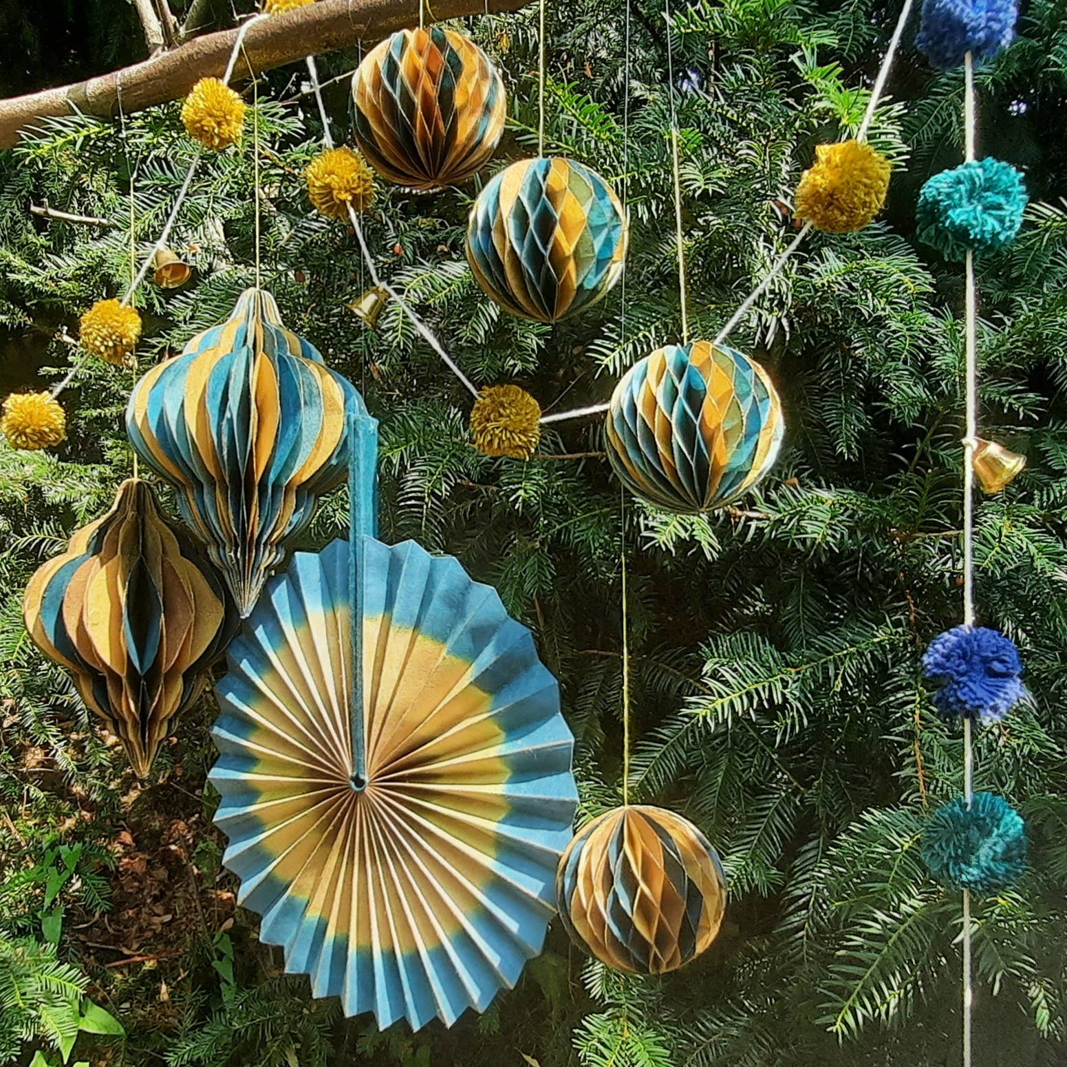 Koperberg - Vente Décoration de Noël - Fan de tie-dye, papier fait main4