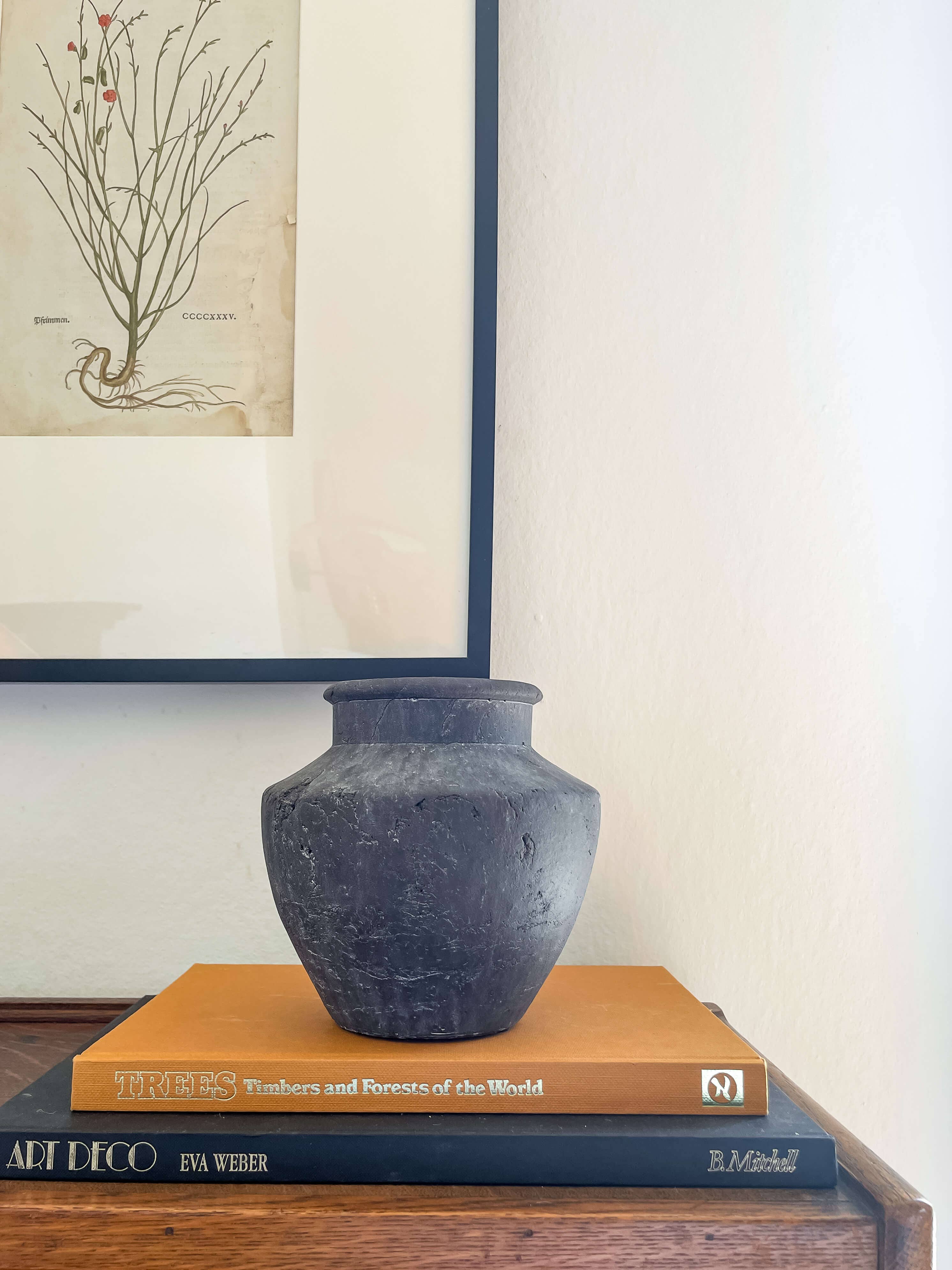 Hycroft Home Decor - Wholesale Vase - Senna Terracotta Vase – Flared Neck, Charcoal Finish4