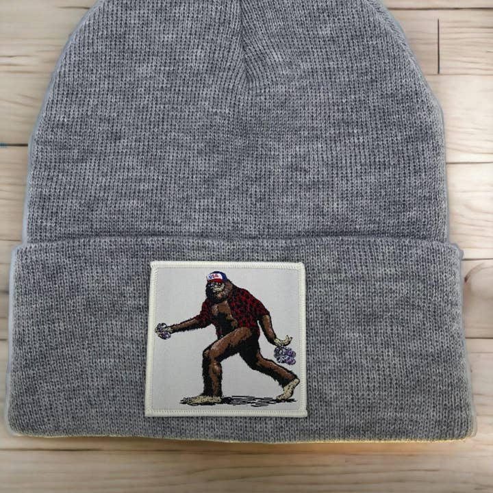 PNW Apparel – Gorro - Unissexo por atacado – Gorro Sasquatch c/ Patch para Pés Grande7