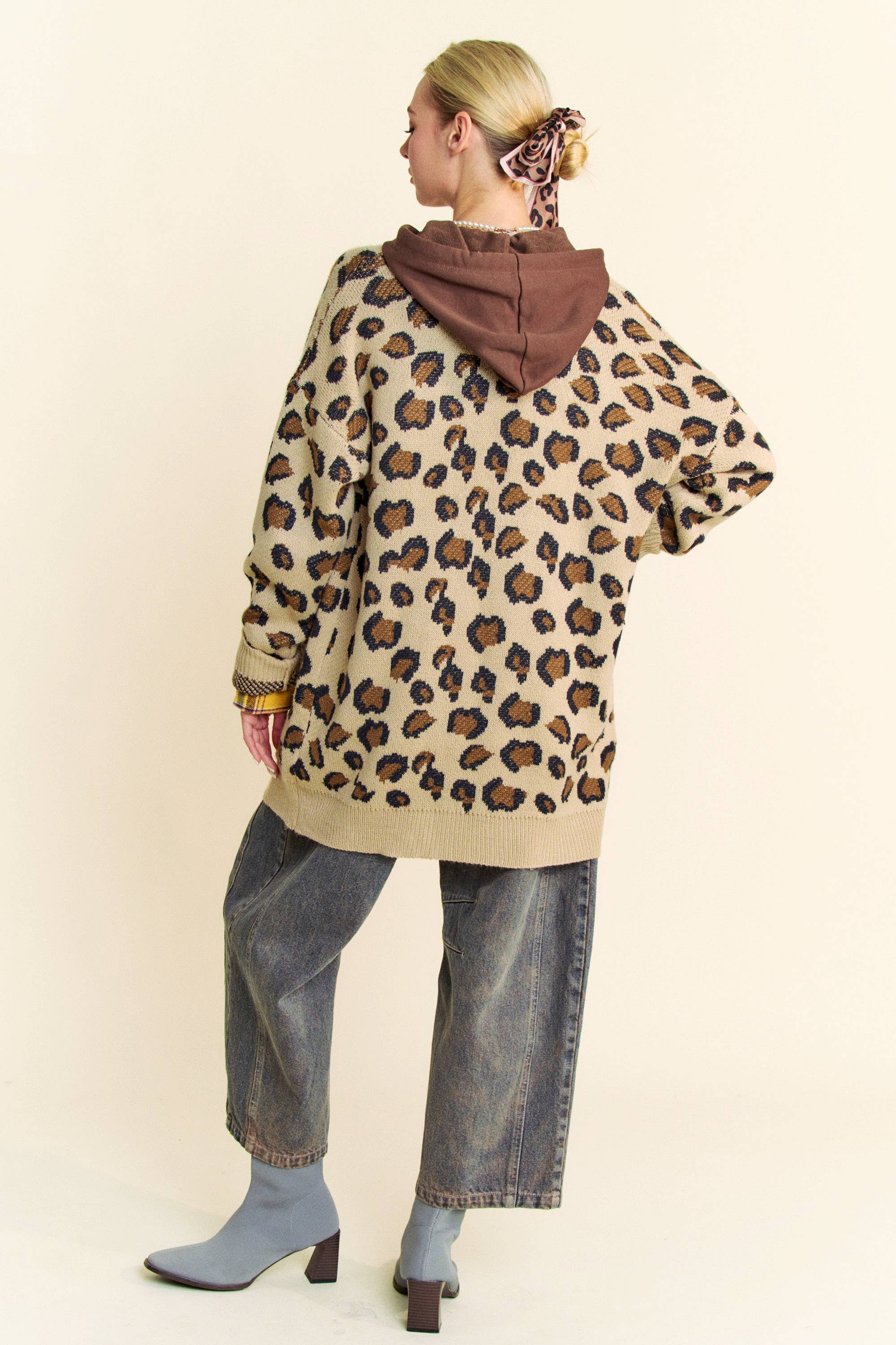 Mokka Open vest met lange mouwen en luipaardprint met zakken voor groothandel op Faire6