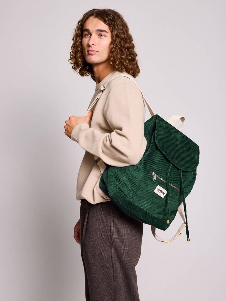 Eliot Ryggsäck i Sammet Gran för wholesale av Hindbag