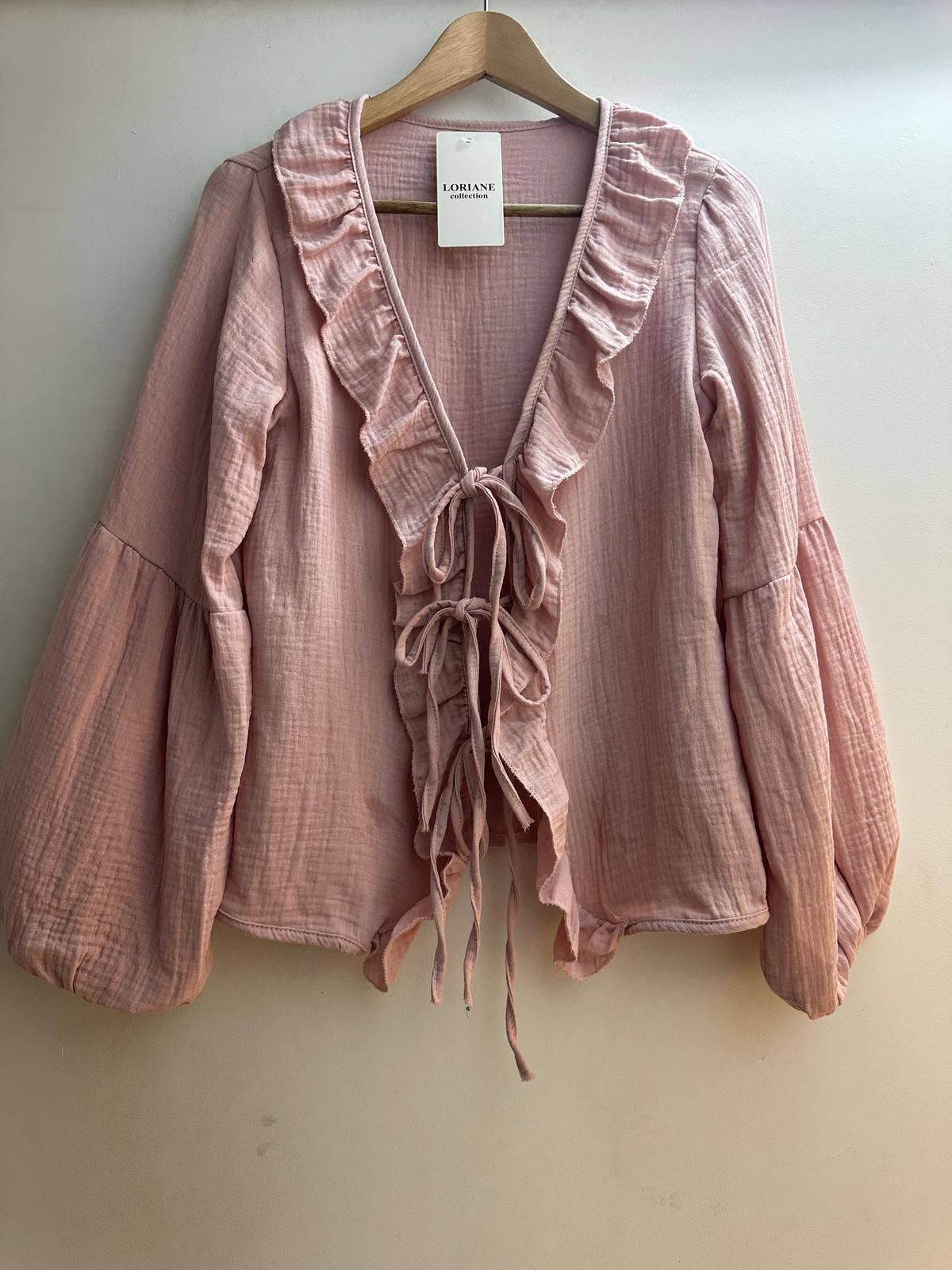 LORIANE – Camisa com botões no colarinho – Mulher por atacado – Camisa de algodão com amarração e nó, tamanho único2