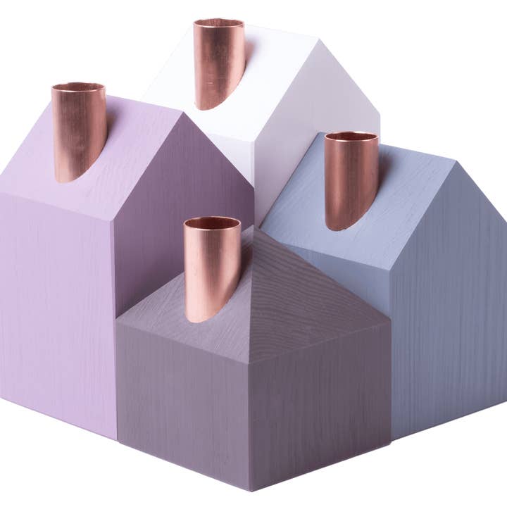 Chocolat et gris prune. Couronne de l'Avent. Lot de 4 bougeoirs en bois+plateau à bougies de l'Avent carré en bois gris pour la vente par SG Home Decor