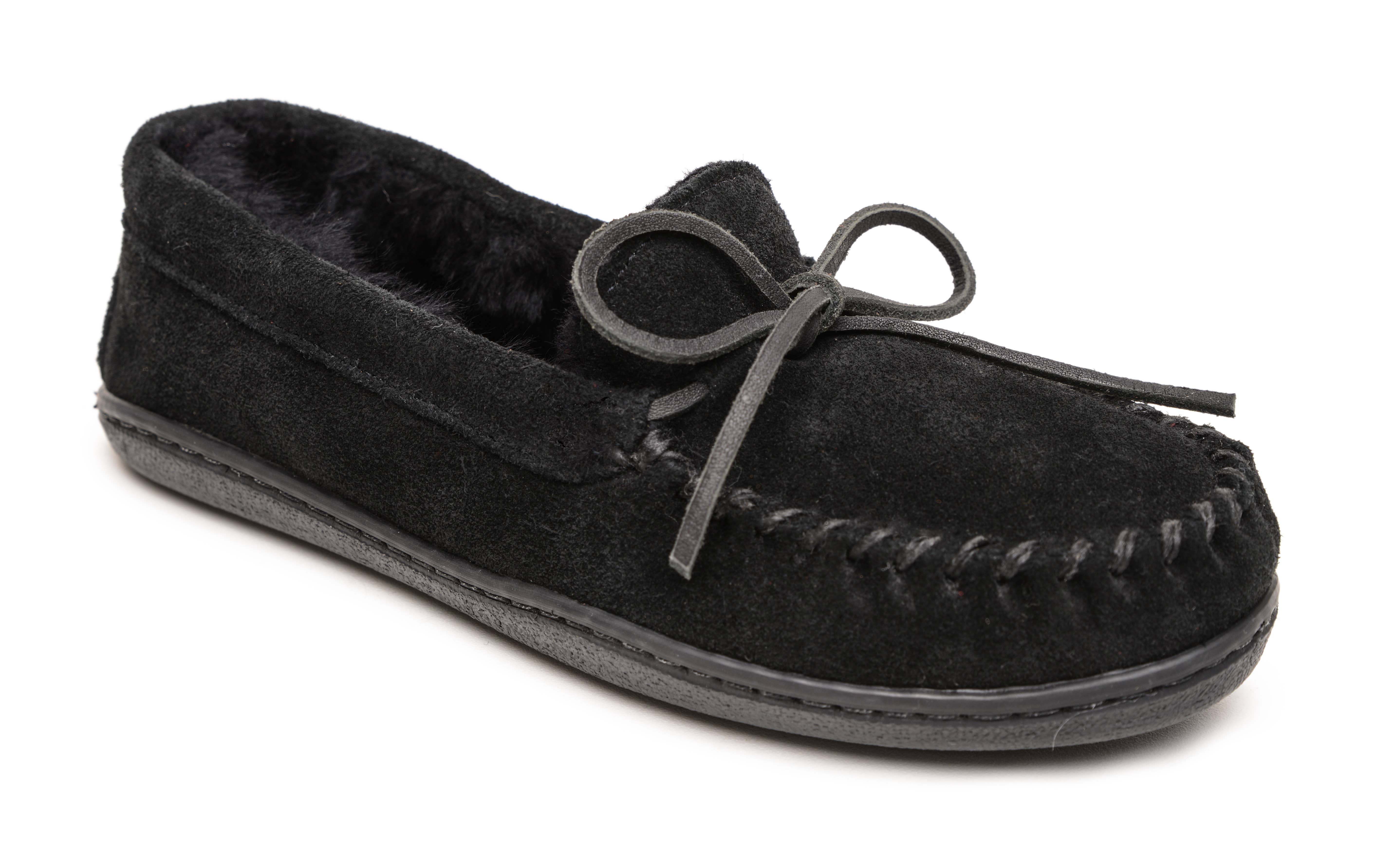 Minnetonka - Wholesale Slippers - Women's - Women's Suede Cozy Sheepskin Lined Hardsole Slippers6