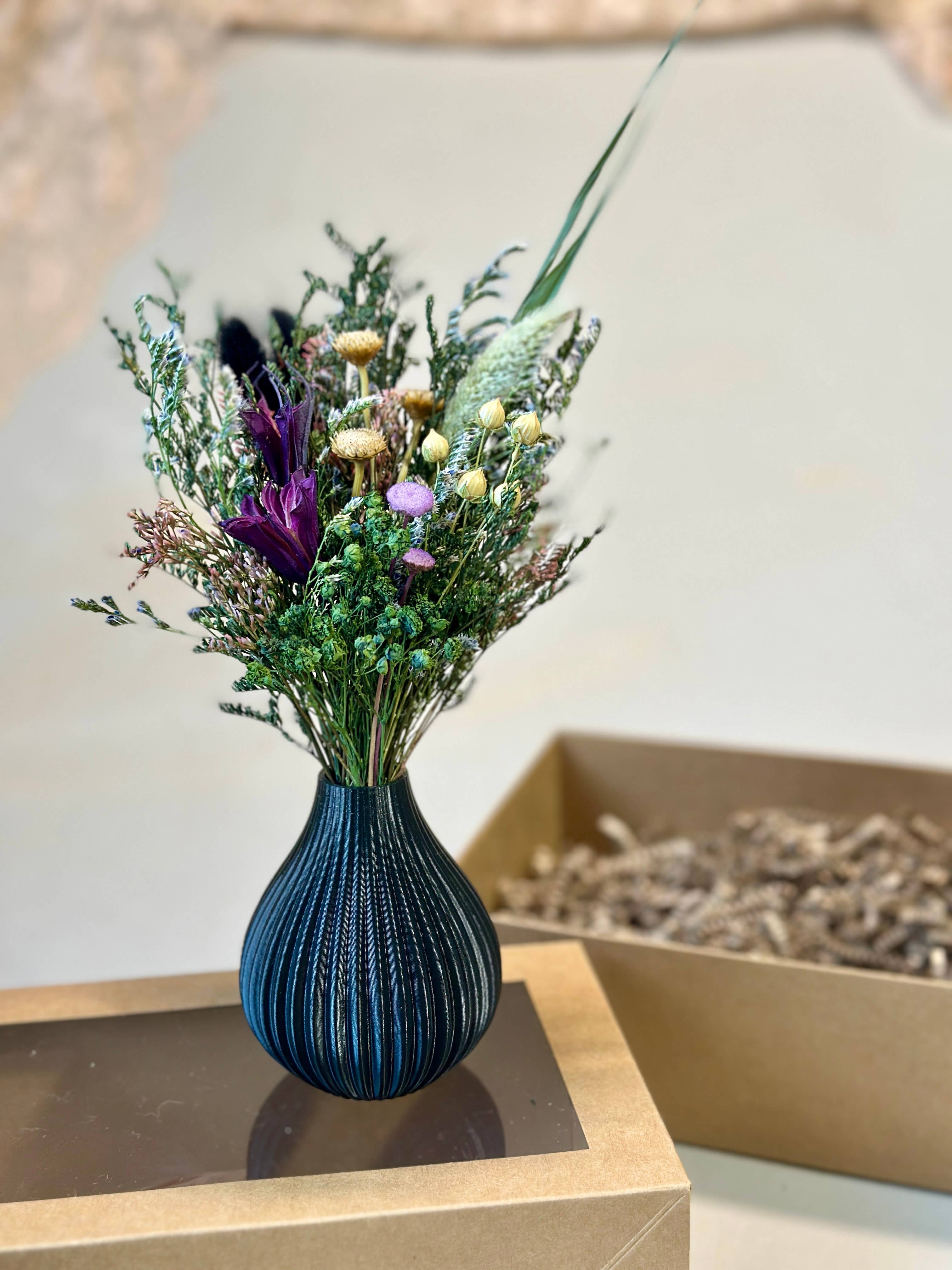 The Gardeners Wife - Wholesale Vase -  Bouquet in a Box — Dried Floral Bouquet + Vase Gift Set 28