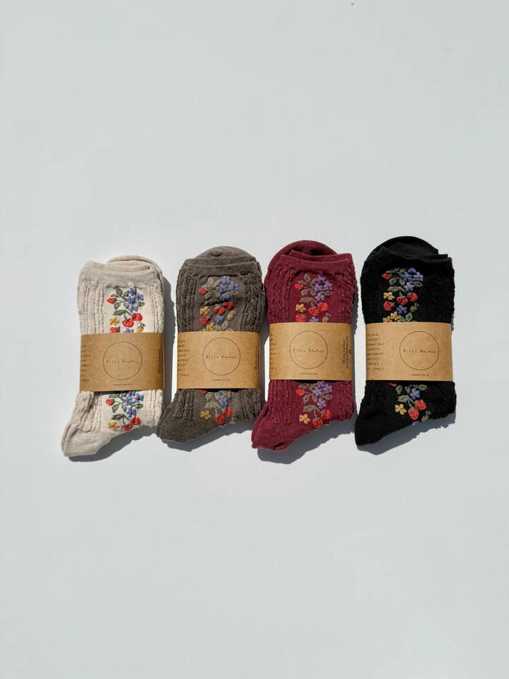 Billy Bamboo - Wholesale Socks - Women's - WILD STRAWBERRY SOCKS