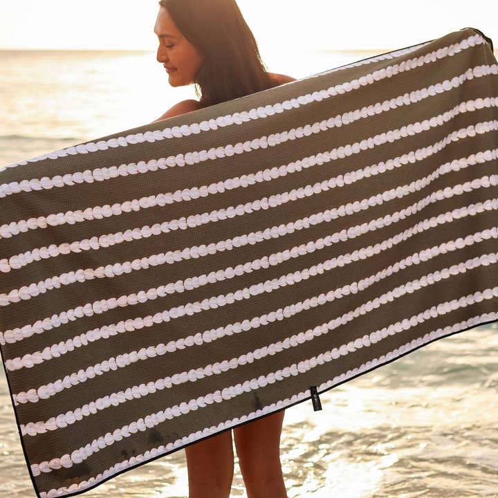 Tag Aloha Co. - Wholesale Beach Towel - Beach Towel - Pikake Lei1