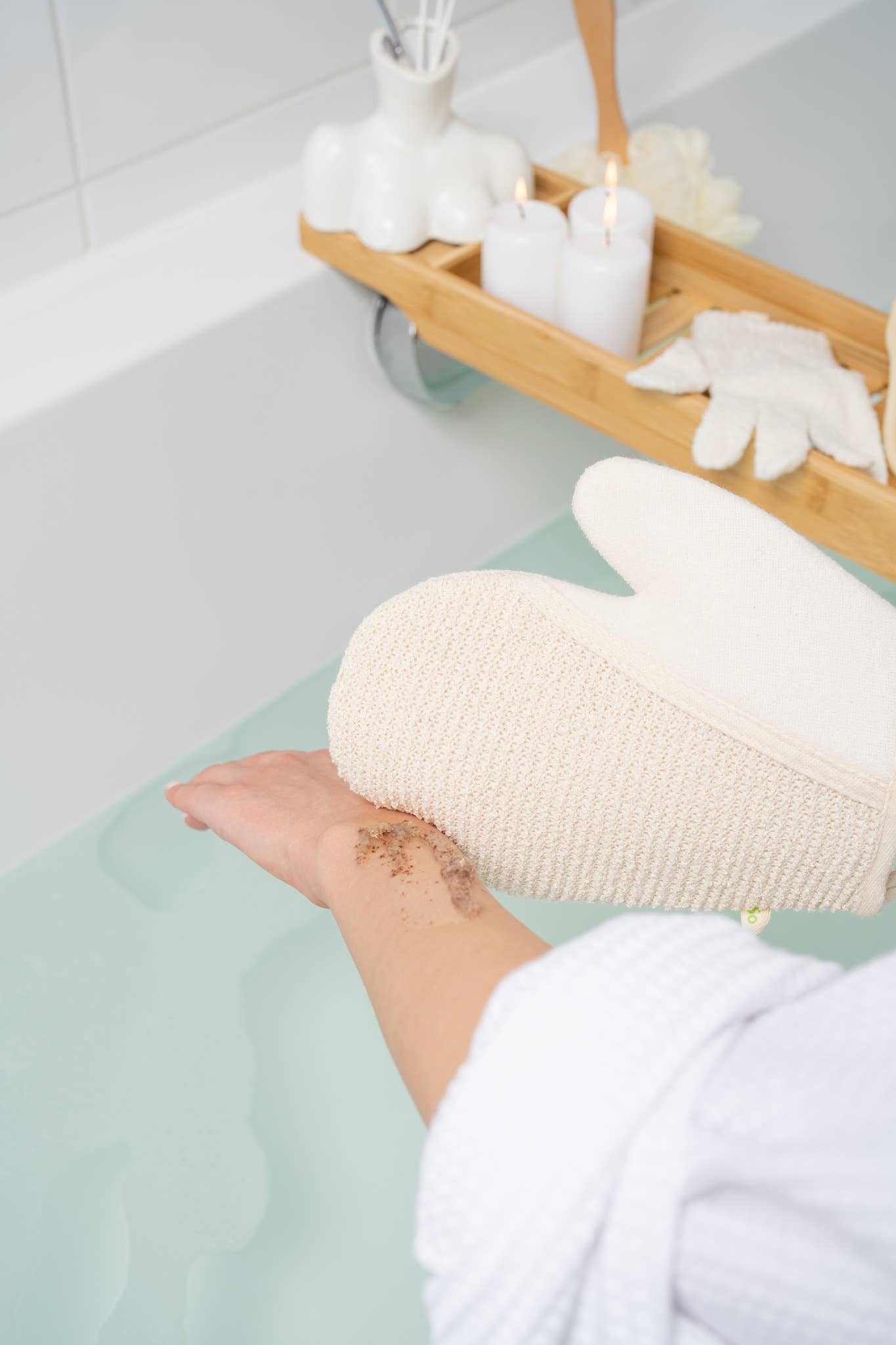 Soinvogue – wholesale Exfoliating gloves/mitts – So Eco 2-1 Exfoliating Glove4