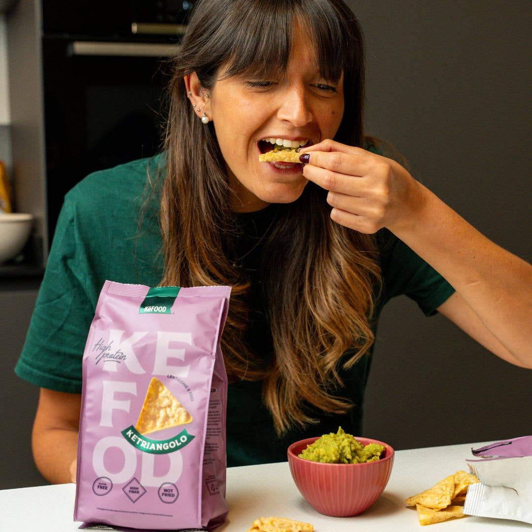 KeFood - Wholesale Puffed Snack - LENTIL AND CHICKPEA PROTEIN TRIANGLES BOX 8 PCS1