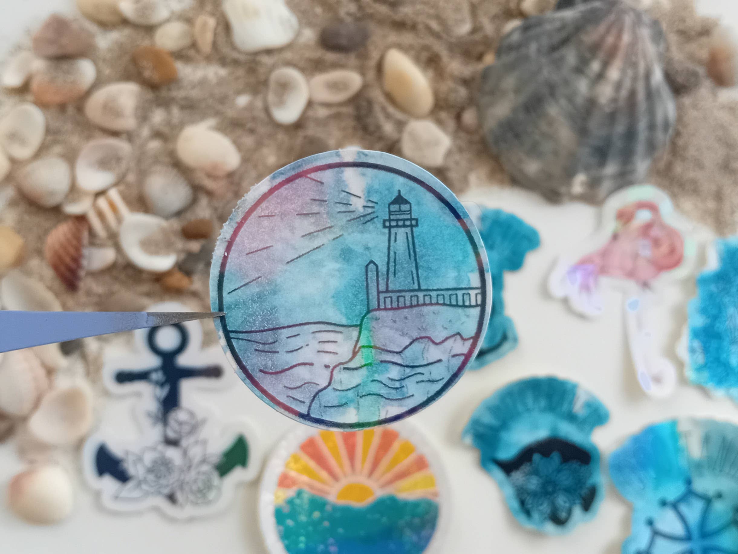 La baleine qui embosse - Wholesale Sticker - Ocean holographic stickers0