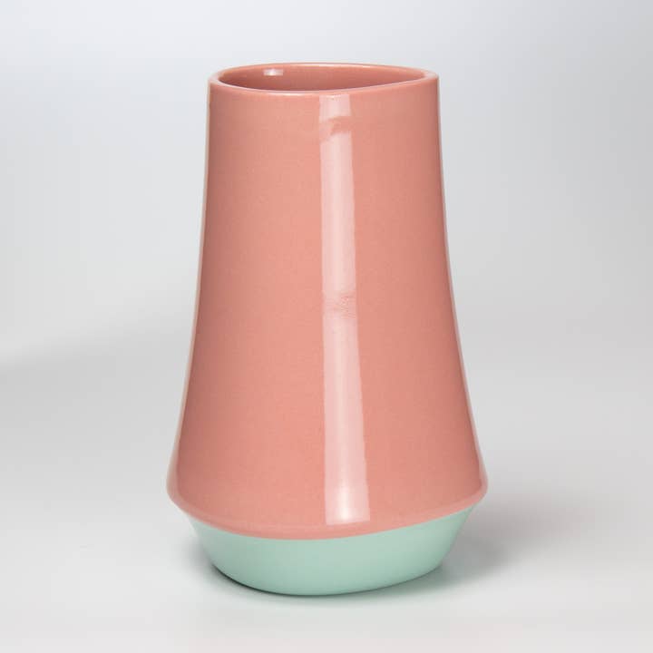 Bottom Curve : Vase for wholesale by E. Lo Ceramic Art