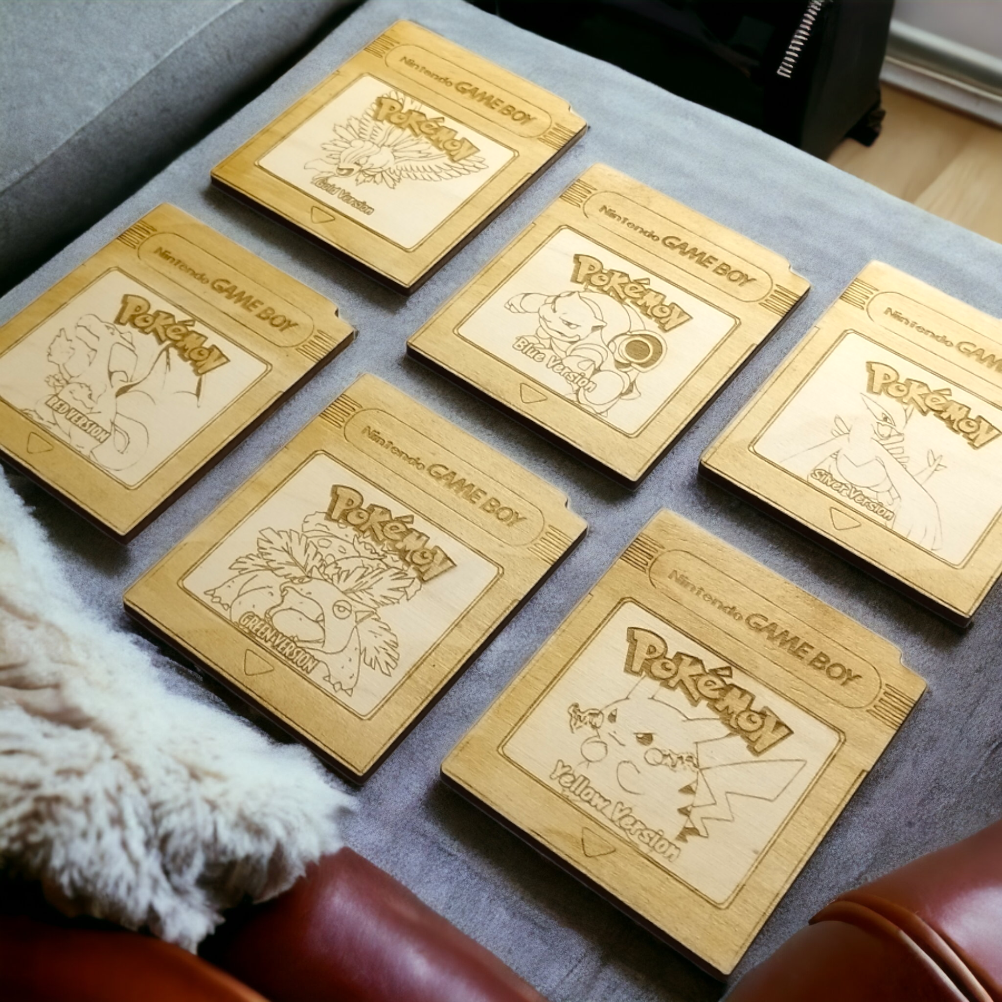 Studio Rima - Wholesale Onderzetters - Set van 6 houten onderzetters in Pokémon-cartridgestijl – handgemaakt cadeau8