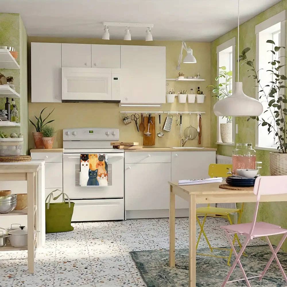 Huis Van Merken - Wholesale Hand Towel - 2pcs Whimsical Cat Abstraction Hand Towels - Ultra-Soft, Absorbent & Machine Washable2