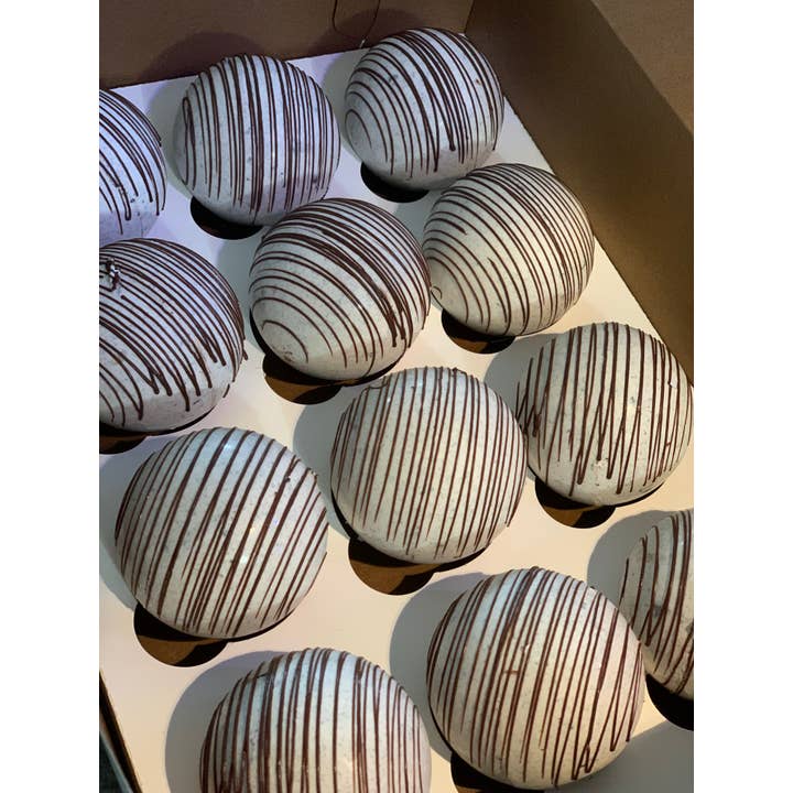Curvy Girl Swim Co - Wholesale Hot cocoa mix/kit - Cookies and Cream Cocoa Balls