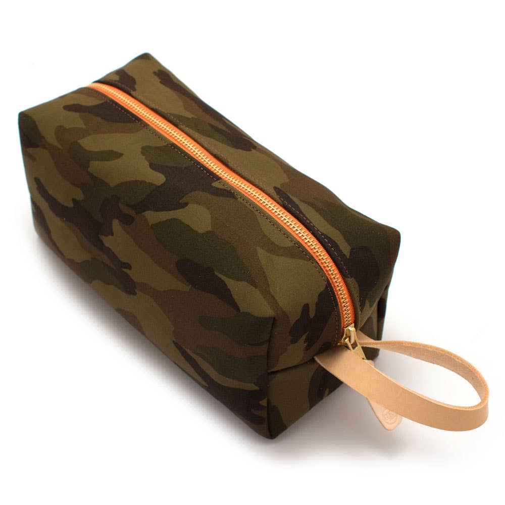 General Knot & Co. - Wholesale Toiletry Bag - Unisex - Ranger Camo Travel Kit1
