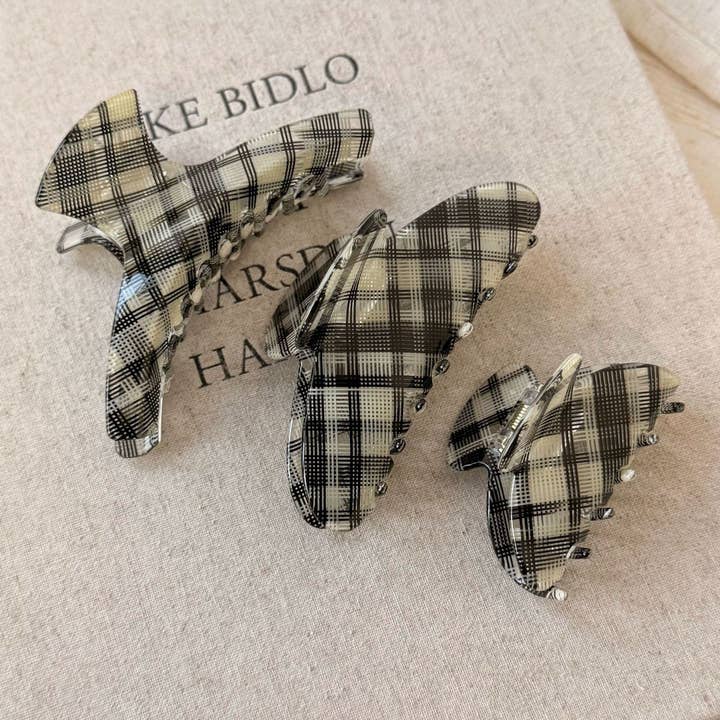 Plaid Claw Clip Retro Arc Hair Grip Accessory_CWAHA07769 for wholesale by ACCITY