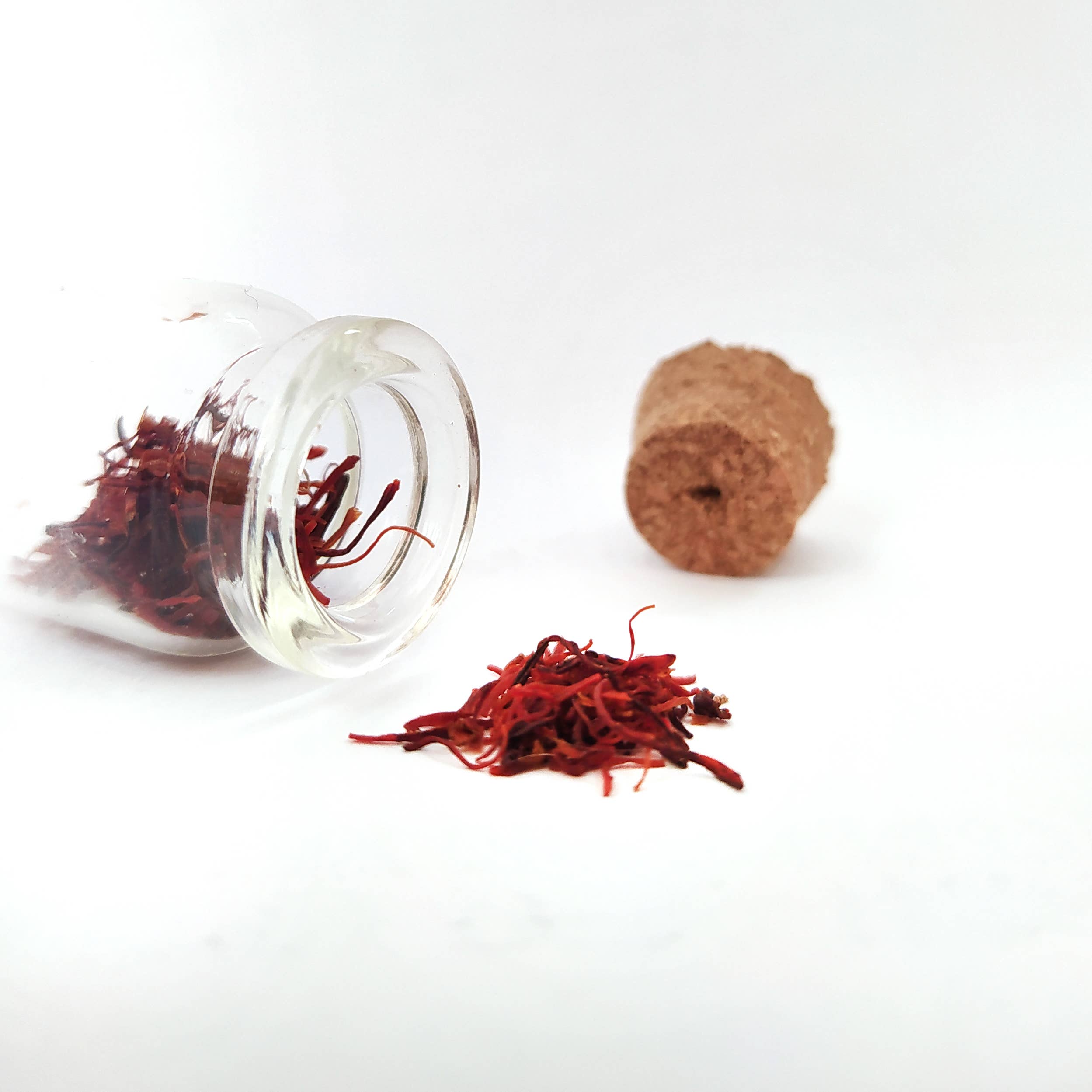 Boniviri BCorp - Venta al por mayor Especias secas - Azafrán puro en pistilos cultivado en Sicilia - 0,3 g1