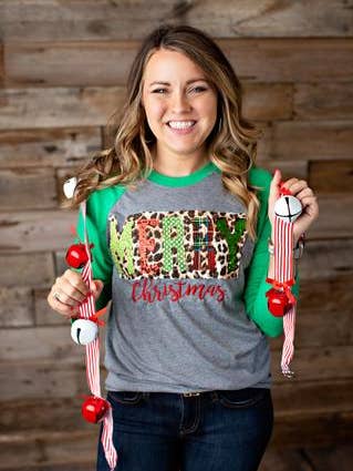 Grå/Grøn Dobbelt Stacked Glædelig Jul Shirt for engroshandel på Faire0