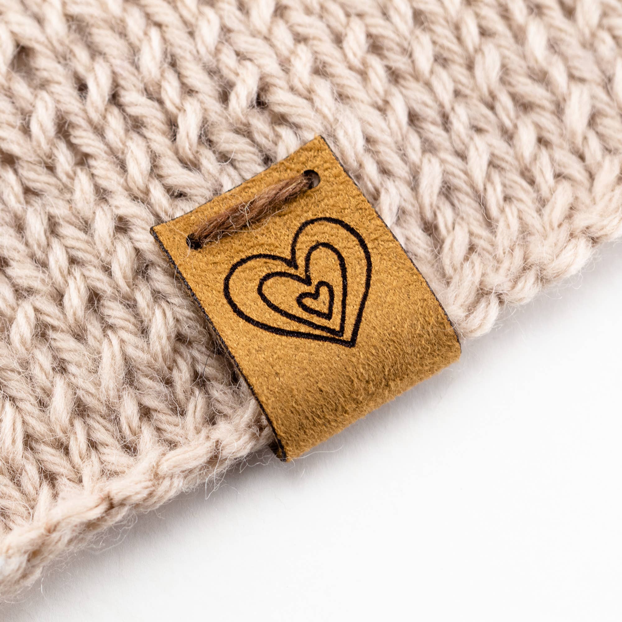 minimize custom tags - Venta al por mayor Etiquetas de regalos - Etiquetas de Marca Plegables Personalizadas - Imitación de Ante - 2 cm x 5,5 cm4