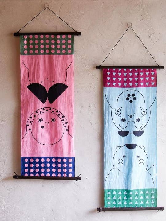 TENUGUI Handdoek - MANEKINEKO-INUHARIKO voor wholesale door Ametsuchi by Amina Collection