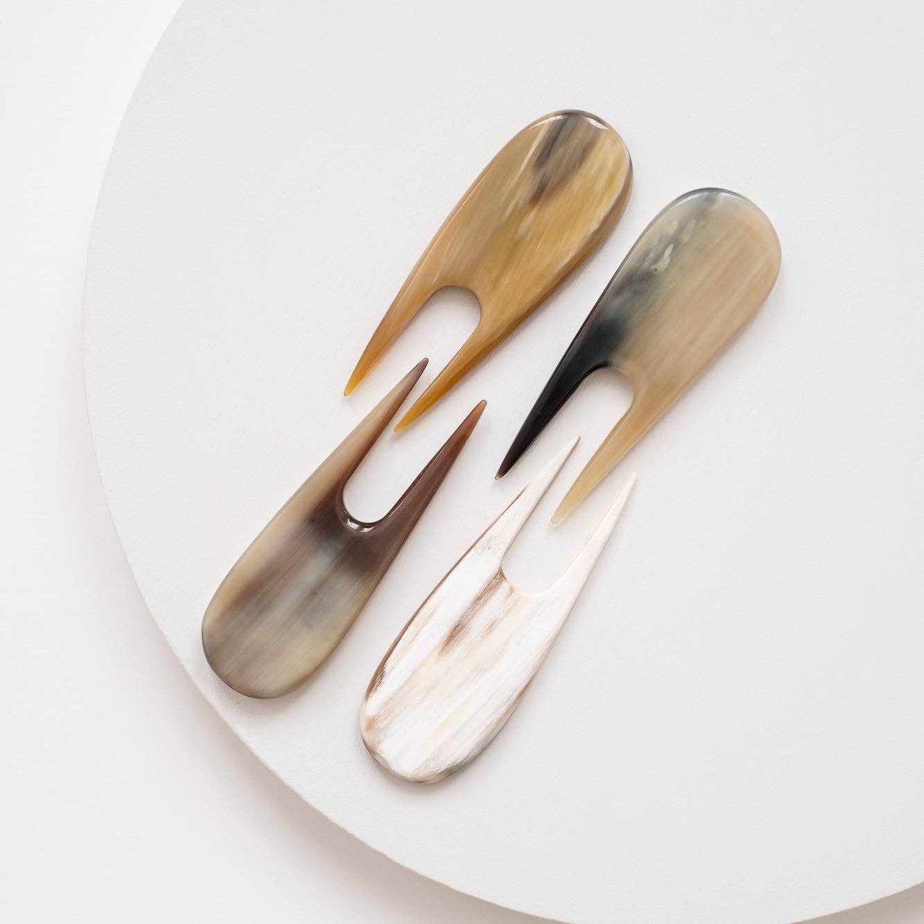 MAADILI COLLECTIVE - Wholesale Appetizer Serveware - Horn Charcuterie Pick5