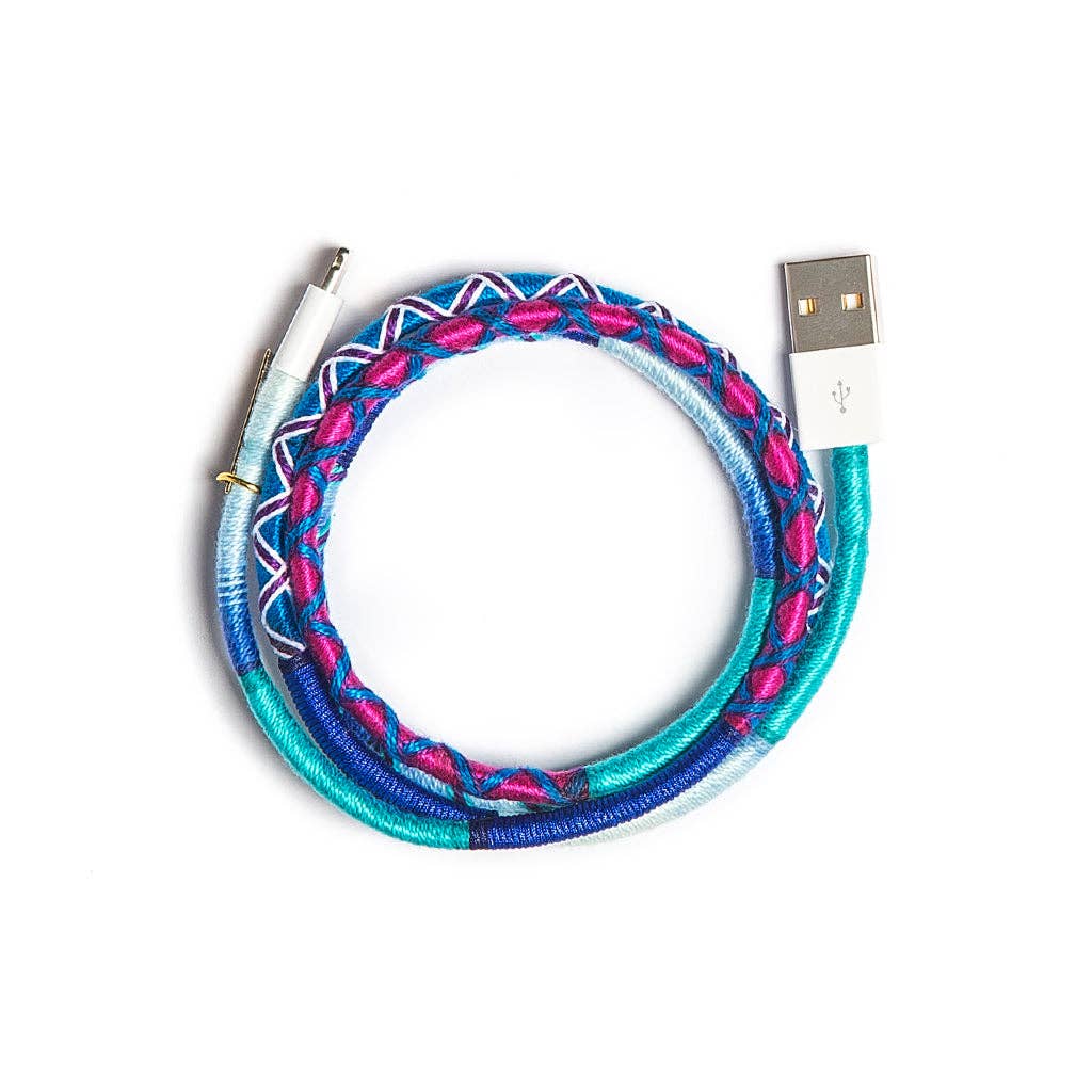 LE POM POM - Wholesale Charging Cable - Sara Charger0