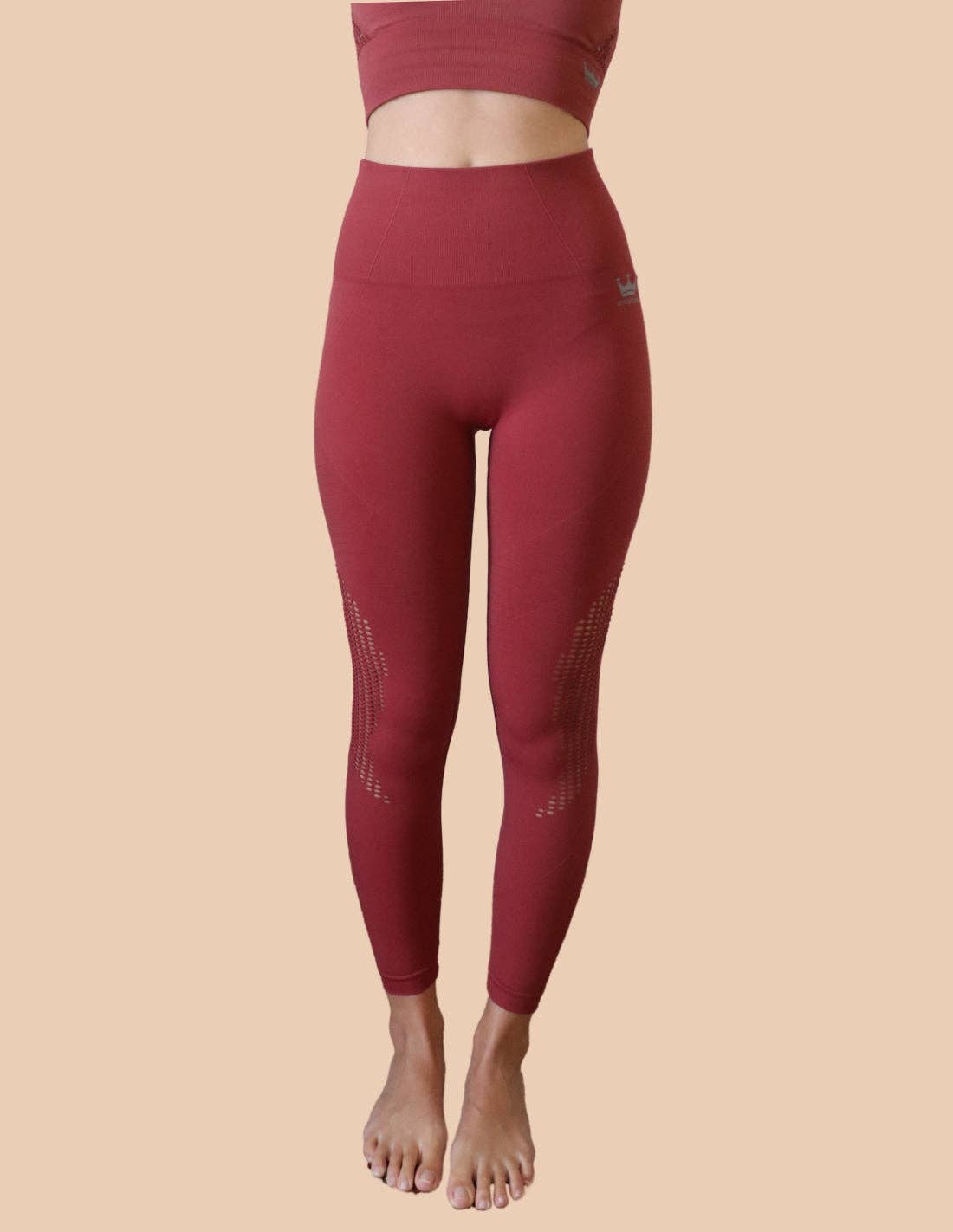 Marsala Sport-Set mit FIR Butterfly-Technologie für den Großhandel auf Faire5