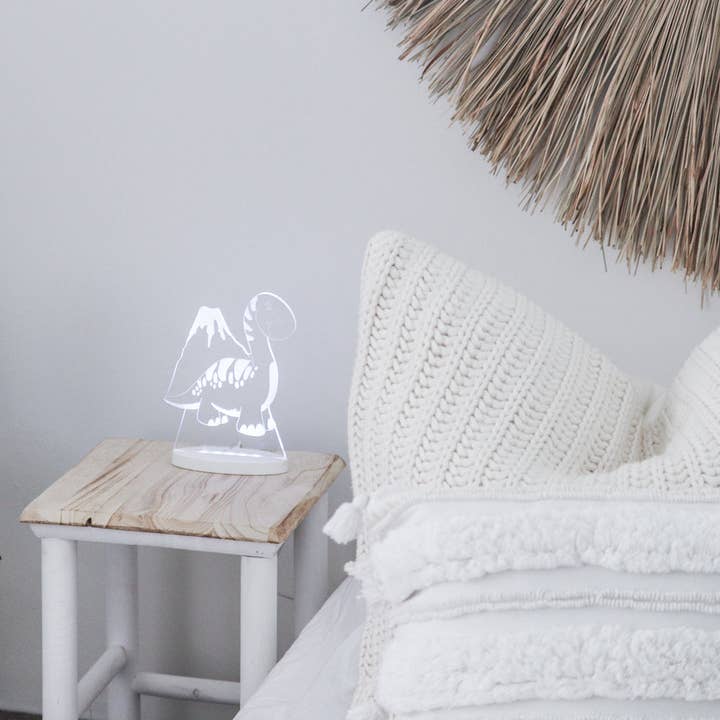 Luminous Distribution – Großhandel Nachtlicht – Kinder & Baby – Duski Dream Light LED-Nachtlicht - Dinosaurier - Plug in4