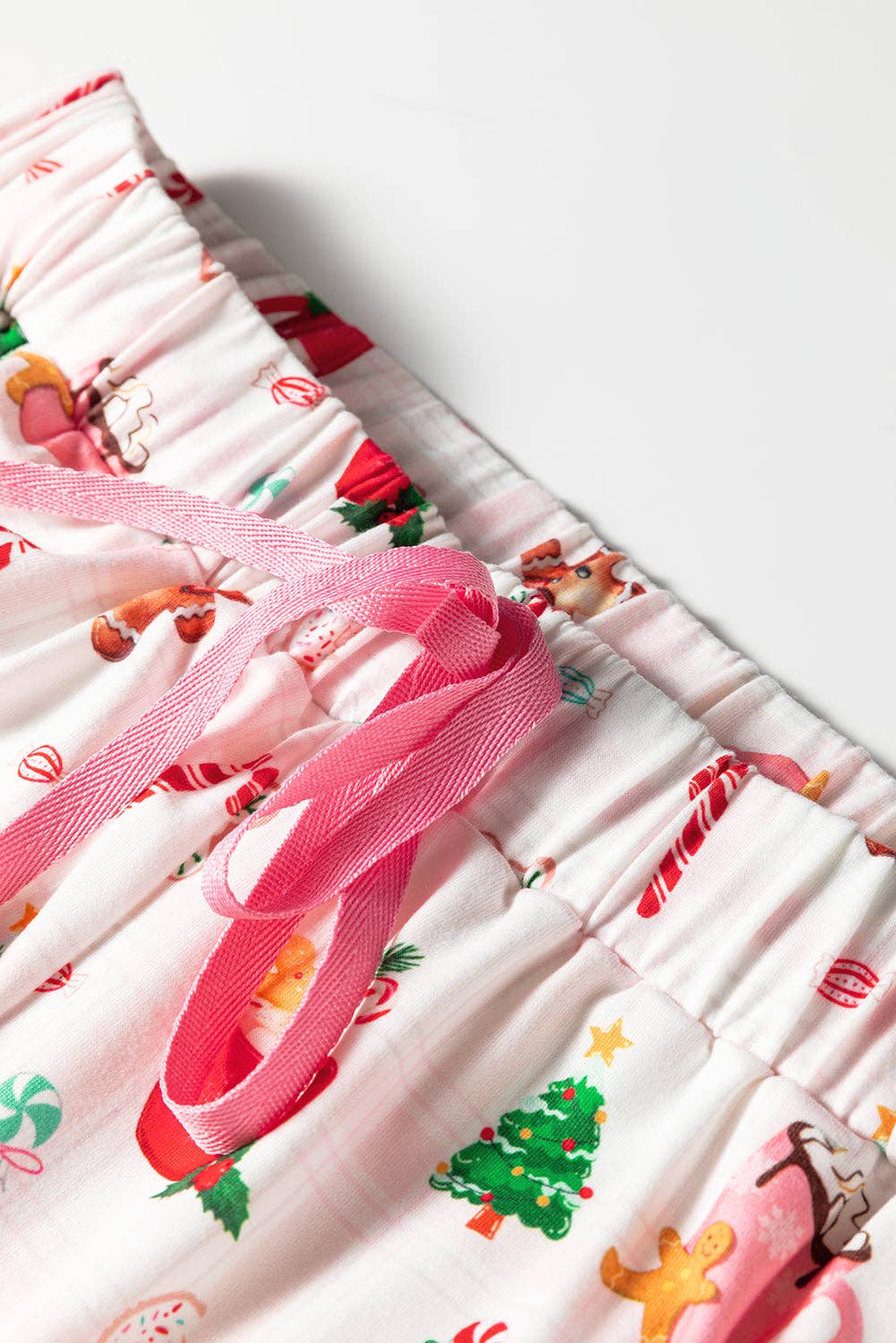 Branco Conjunto de Pijama Curto de 2 Peças Estilo Camisola White Christmas Spirits para venda a revendedores na Faire6