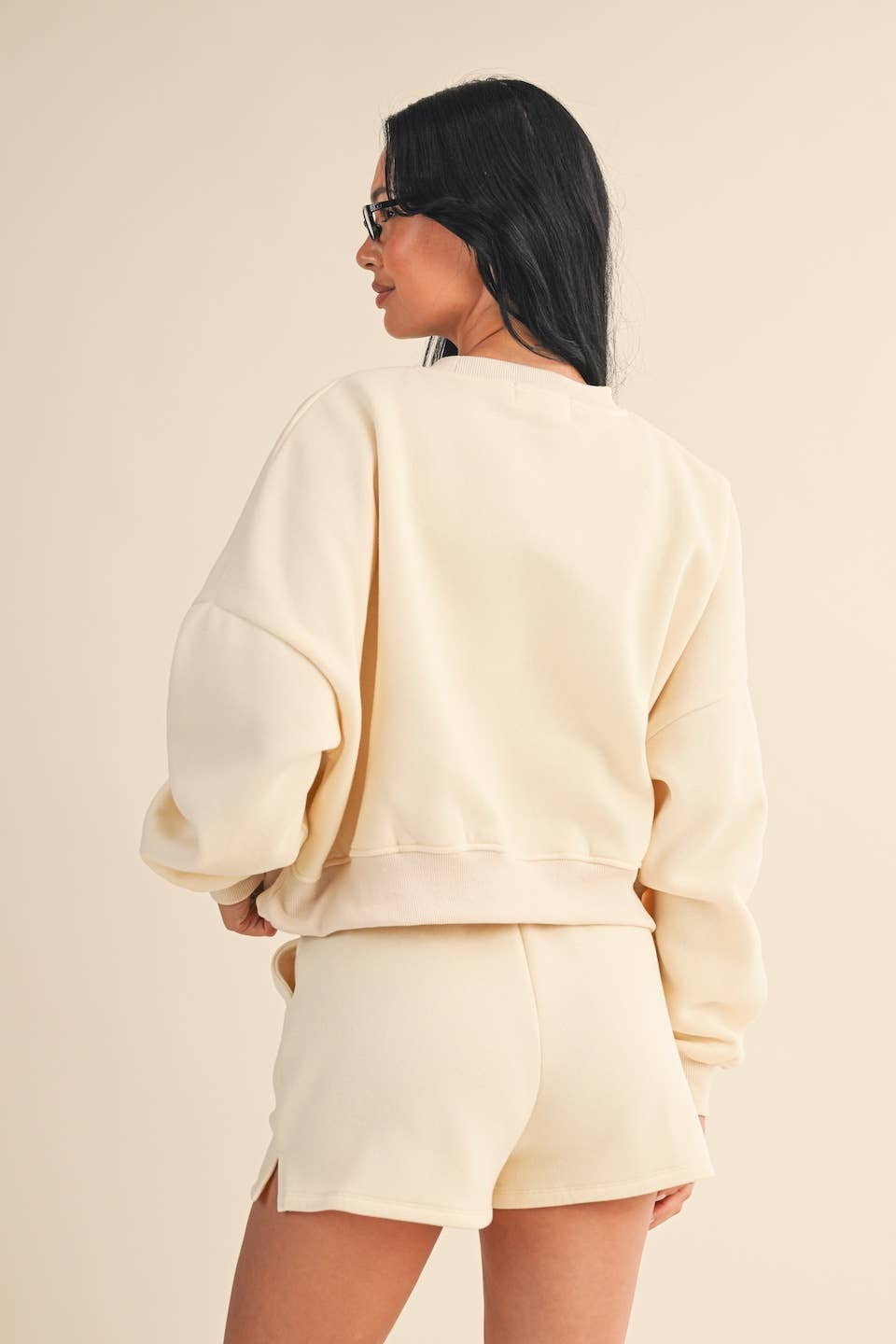 KIMBERLY C - Wholesale Sweatshirt - Women's - Cozy Fleece Oversized Crewneck Sweatshirt29