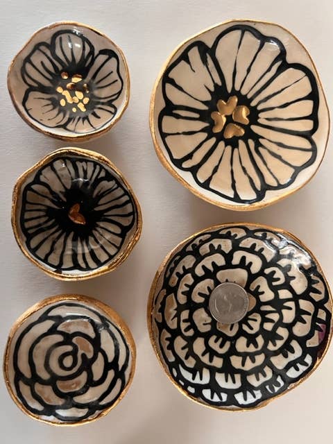 Hsieh Clay SF - Wholesale Jewelry Dish - 2" Handmade Floral Ceramic Catchall Dish with 22K Gold1