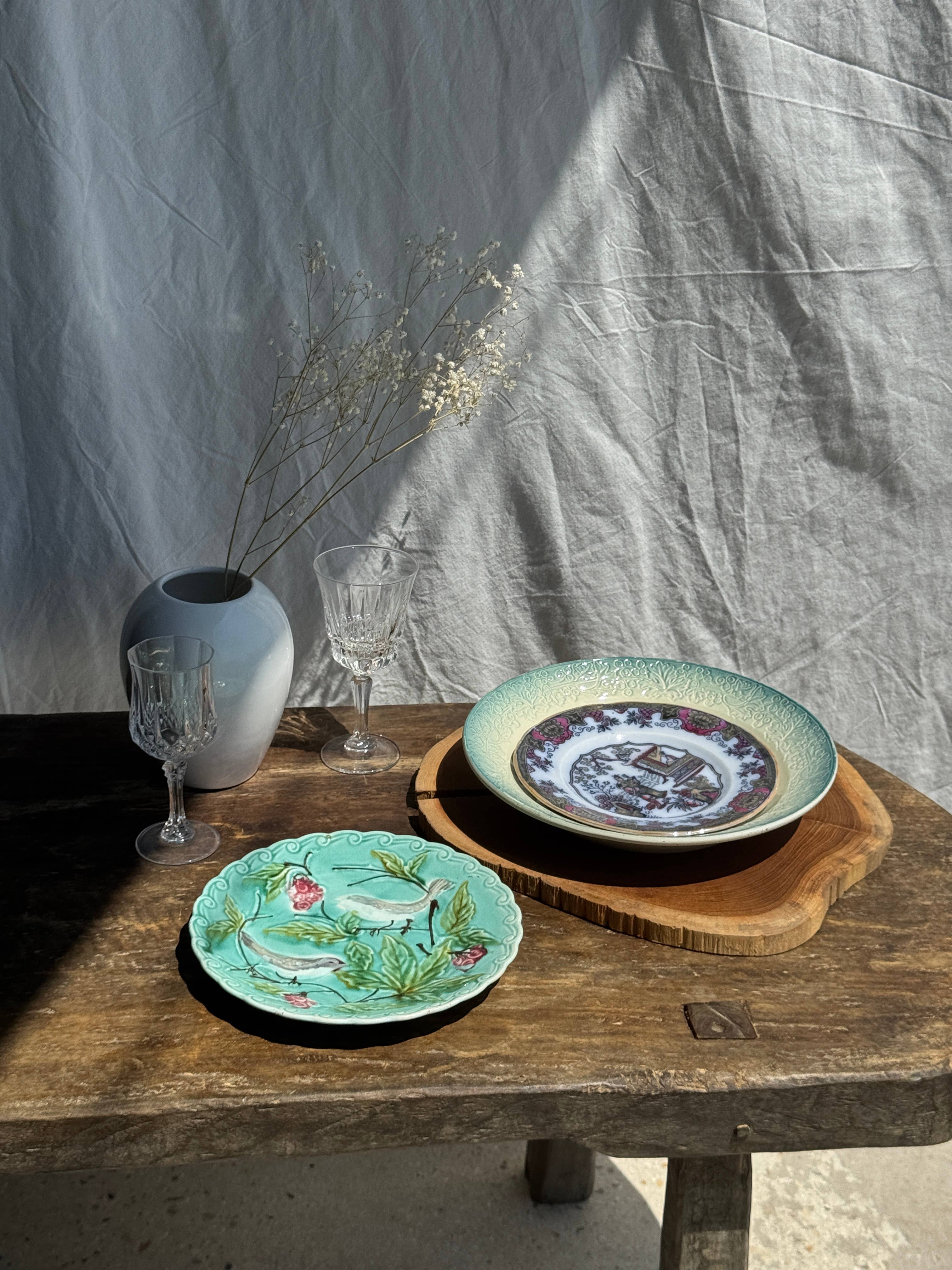 Office Objets - Wholesale Dinner Plate - 1850 Canton plate depicting a garden scene6