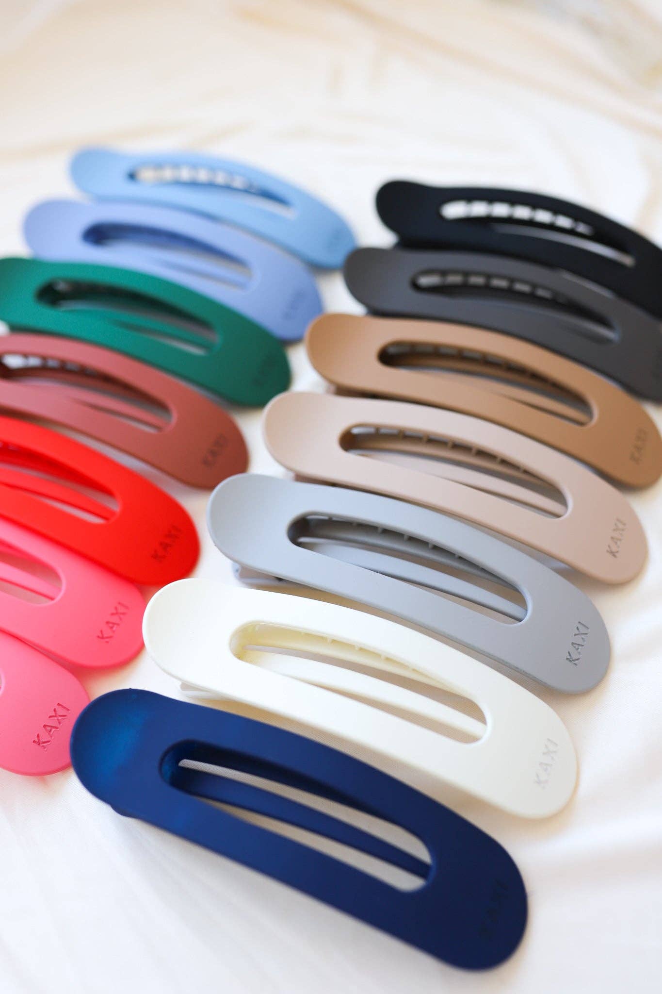 KAXI - Wholesale Hair Clip - Women's - OVERSIZED LAY DOWN CLAWS ( 33 COLORS )40