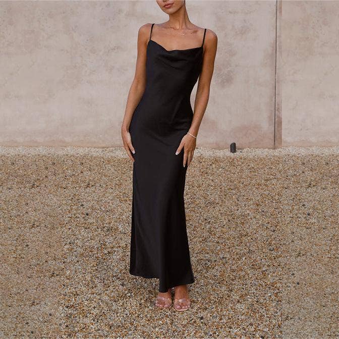 HIDDENBRAND - Wholesale Dress - Women's - Halter Deep V-Neck Slim Urban Solid Color Dresses
