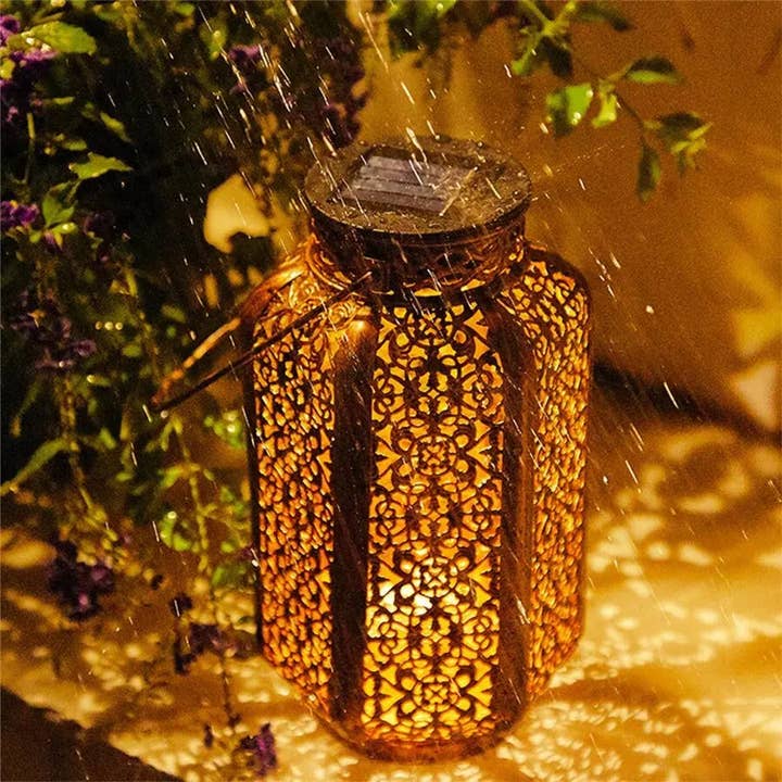 BRECK + FOX - Wholesale Outdoor/Lawn Light - Solar Art Deco Lantern