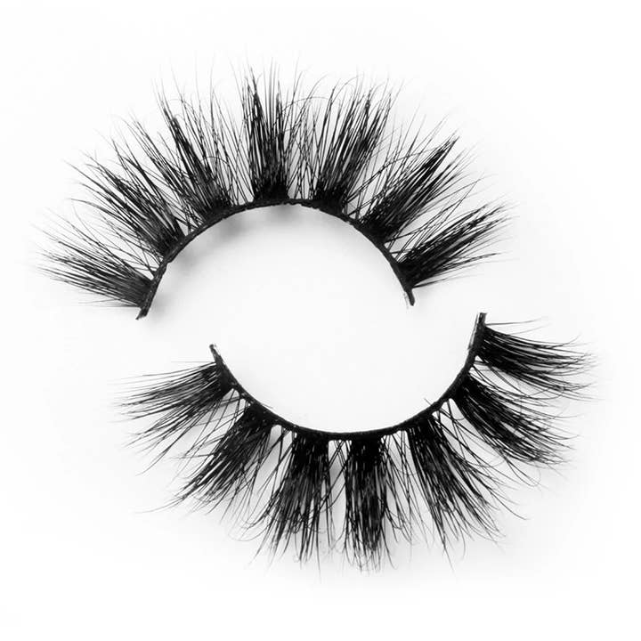 Jessie Lashes per la vendita all'ingrosso da parte di Ace Hair Extensions & Co