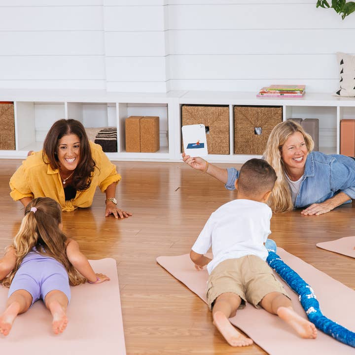 The Strong Learner - Wholesale Learning Cards - Kids & Baby - Alphabet Yoga Cards8