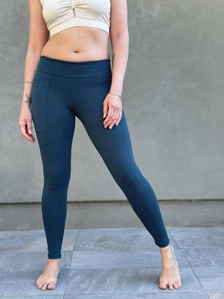 CARAUCCI - Wholesale Athletic/Lounge Leggings - Women's - Bamboo Pocket Leggings