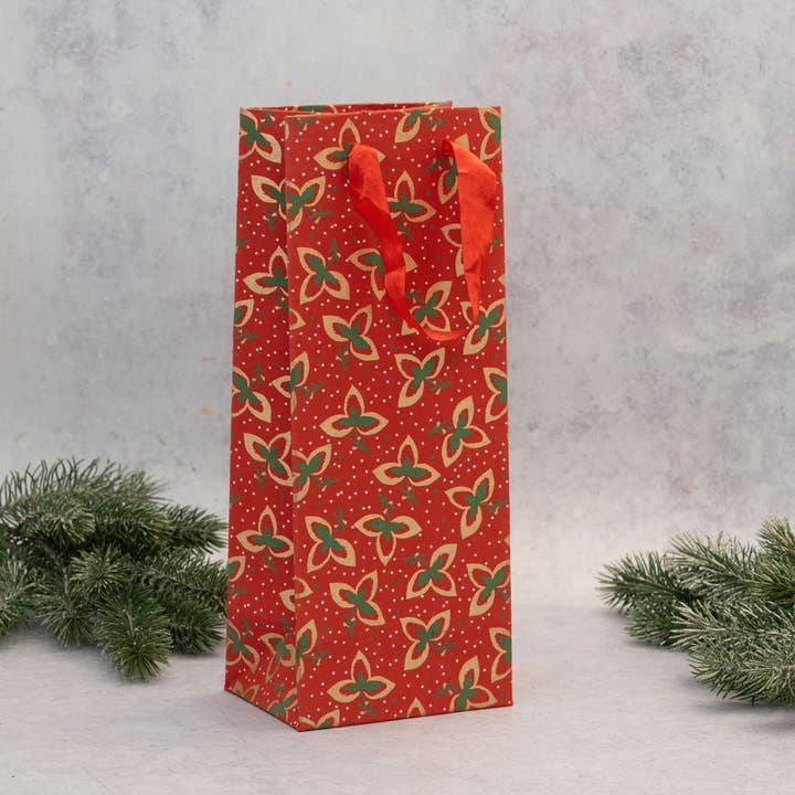 Röd Tri-Leaf Presentpåse - Flaskpåse med Bandhandtag för wholesale av Arthur Cameron