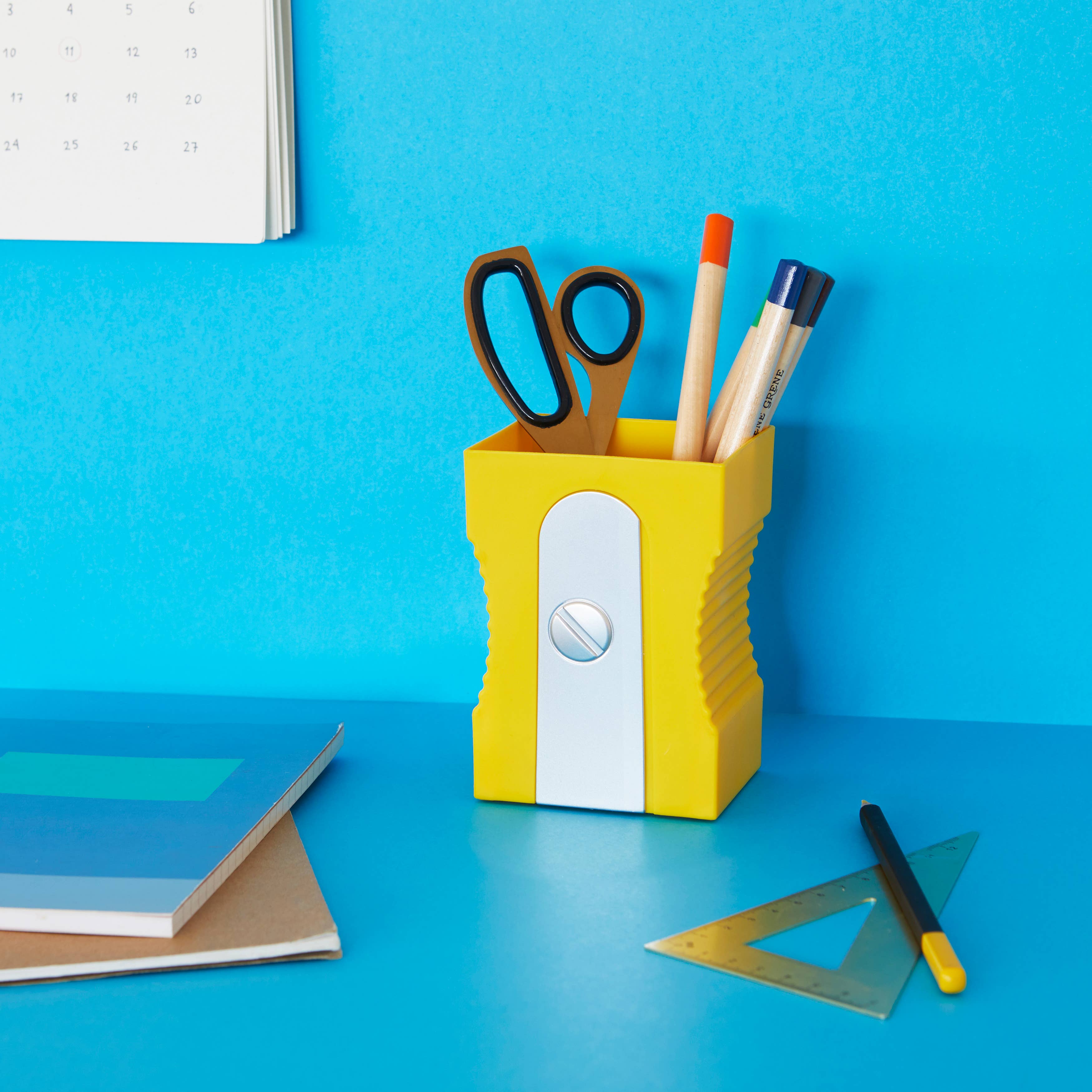 Balvi – Großhandel Stift- & Bleistifthalter – Stiftehalter und Anspitzer, gelb, Kunststoff2