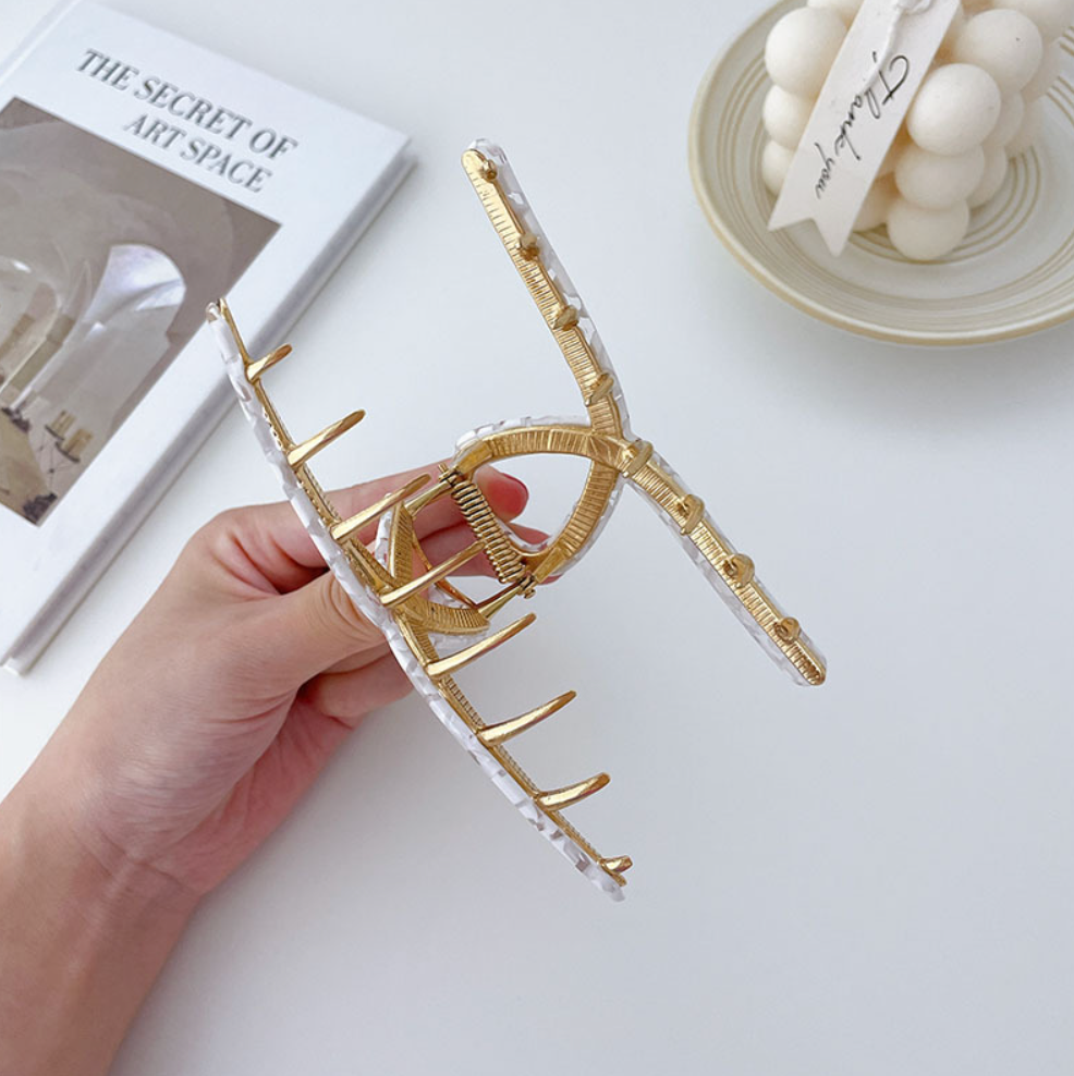 Swoon Beauty - Wholesale Hair Clip - Women's - Ella Acetate and Metal Hair Claw Clip5