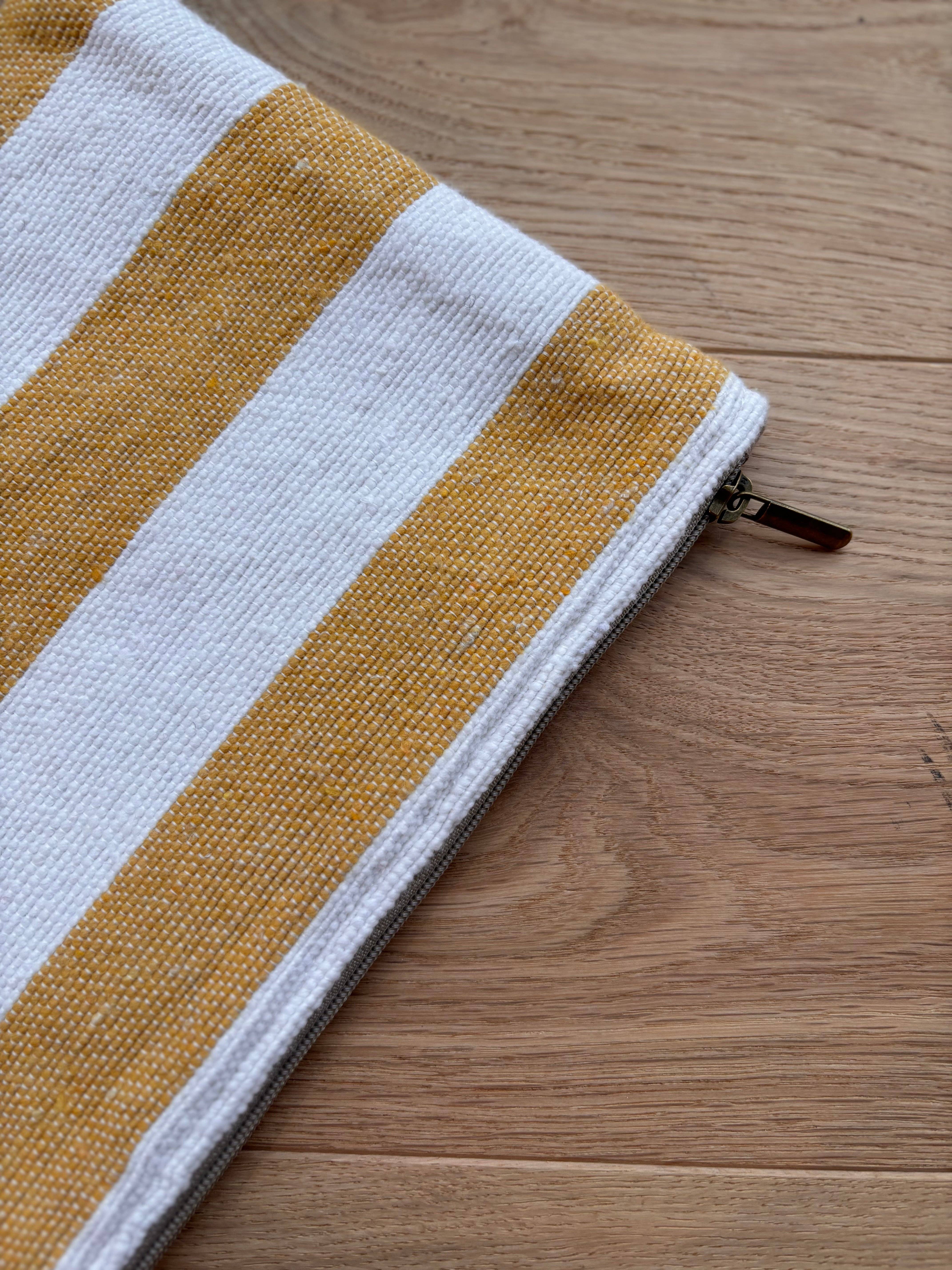 LEY! - Venta al por mayor Bolso pequeño - Mujer - Bolsa rayada "Ikaria" - 20x30 cm2