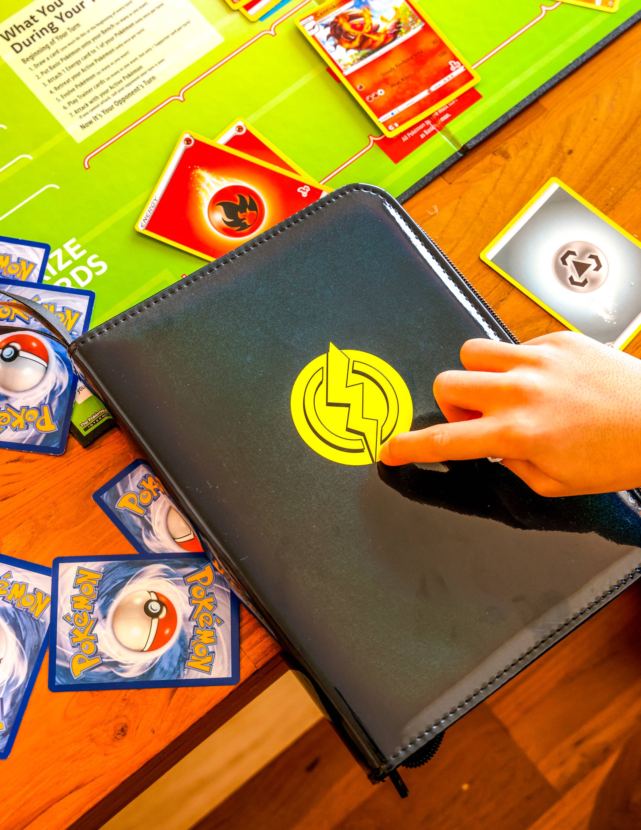 Fydelity - Vendita all'ingrosso Raccoglitori - Raccoglitore per carte collezionabili 44030 | Capienza max 400 carte | Nero laser2