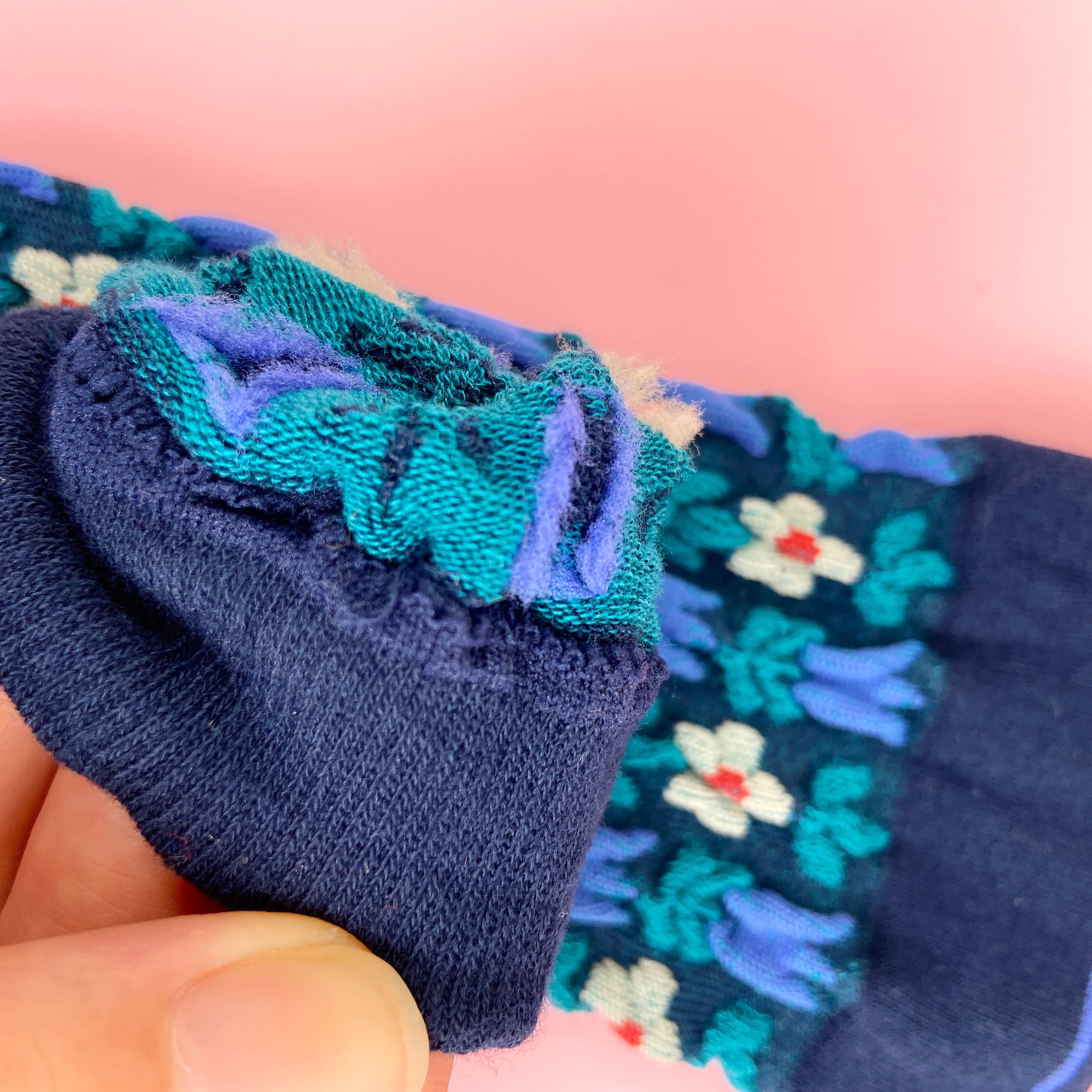 mildstyles – wholesale Socks – Unisex – Navy Blue Embossed Floret Plant Long Socks3